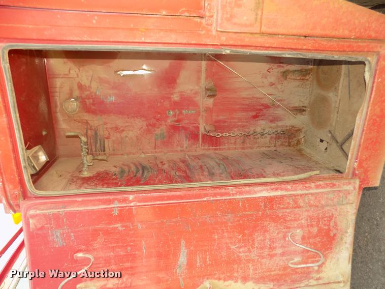 image for item DA3050 2001 Sterling M5500 Acterra service truck with crane