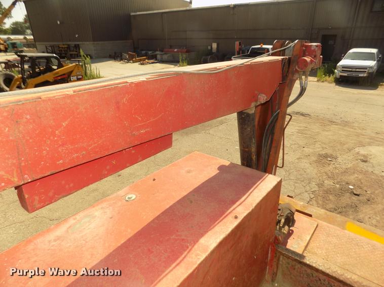 image for item DA3050 2001 Sterling M5500 Acterra service truck with crane