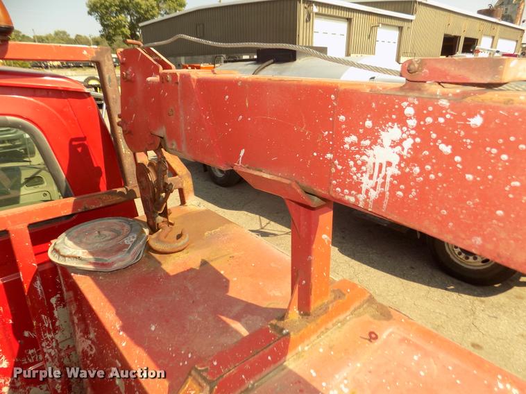 image for item DA3050 2001 Sterling M5500 Acterra service truck with crane