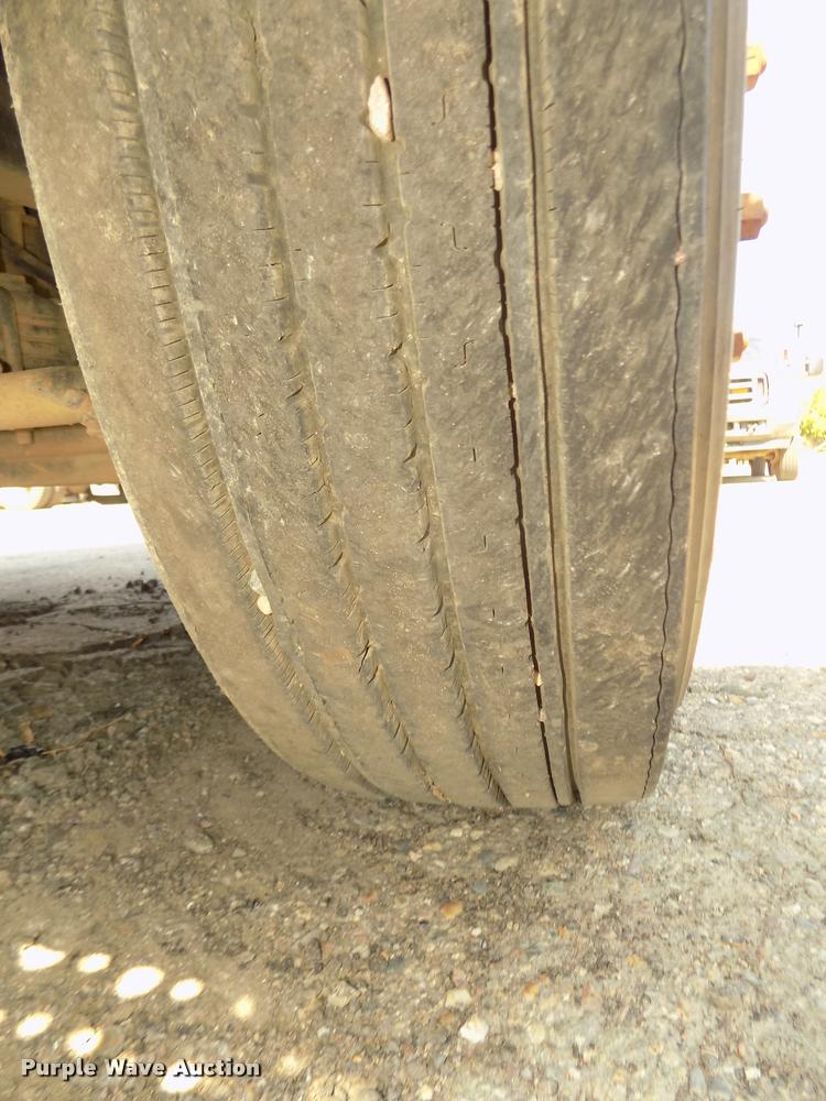 image for item DA3050 2001 Sterling M5500 Acterra service truck with crane