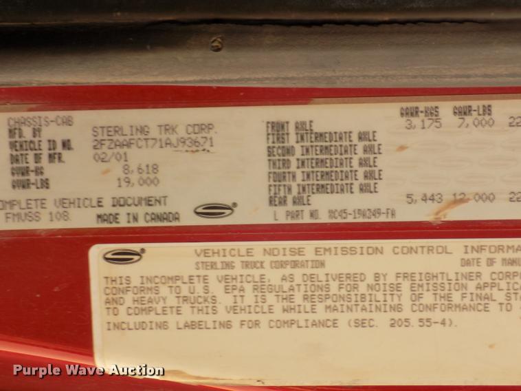 image for item DA3050 2001 Sterling M5500 Acterra service truck with crane