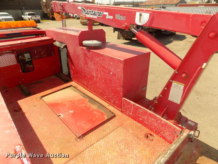 image for item DA3051 2004 Ford F550 Super Duty service truck with crane