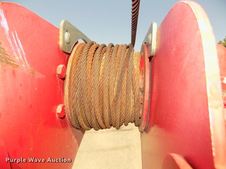 image for item DA3051 2004 Ford F550 Super Duty service truck with crane