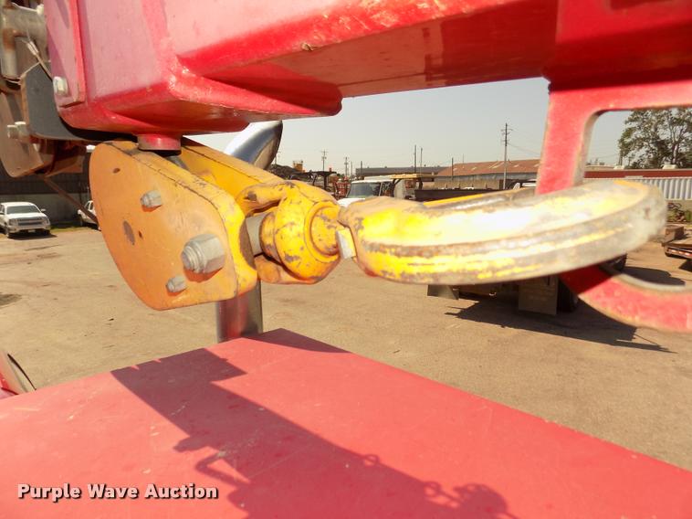 image for item DA3051 2004 Ford F550 Super Duty service truck with crane