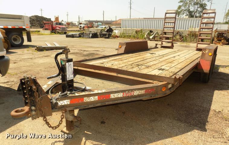 image for item DA3052 2004 Towmaster T12 equipment trailer