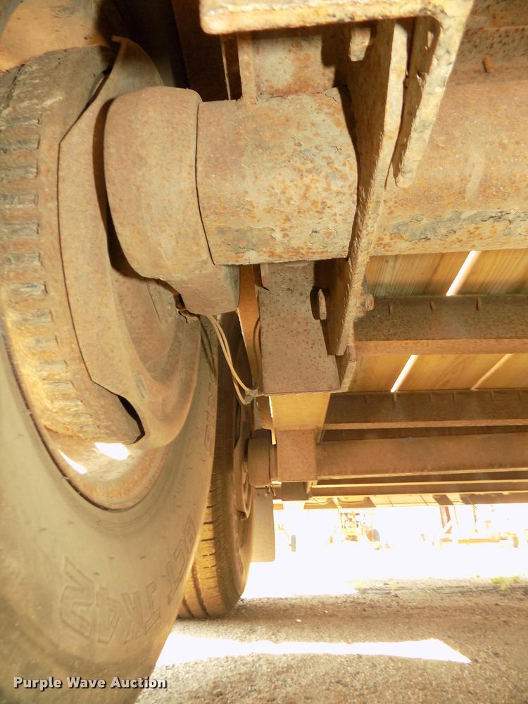 image for item DA3052 2004 Towmaster T12 equipment trailer