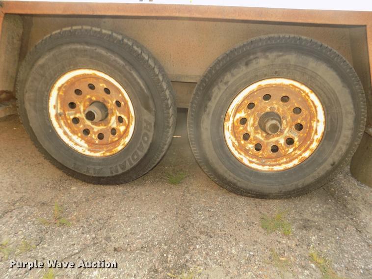 image for item DA3052 2004 Towmaster T12 equipment trailer