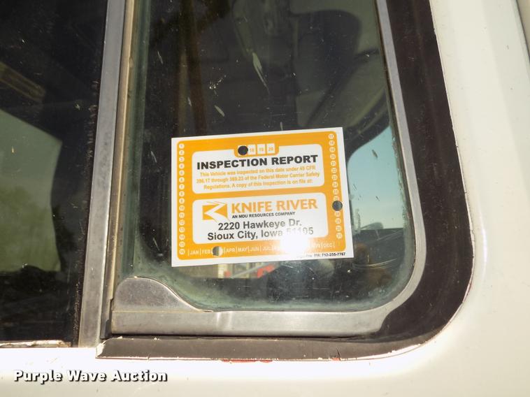 image for item DA3053 1991 Mack RD690S dump truck