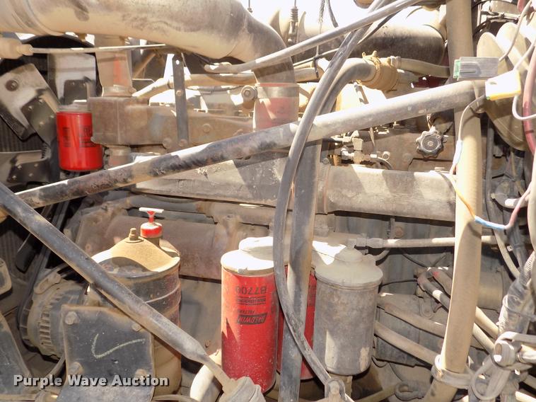 image for item DA3053 1991 Mack RD690S dump truck