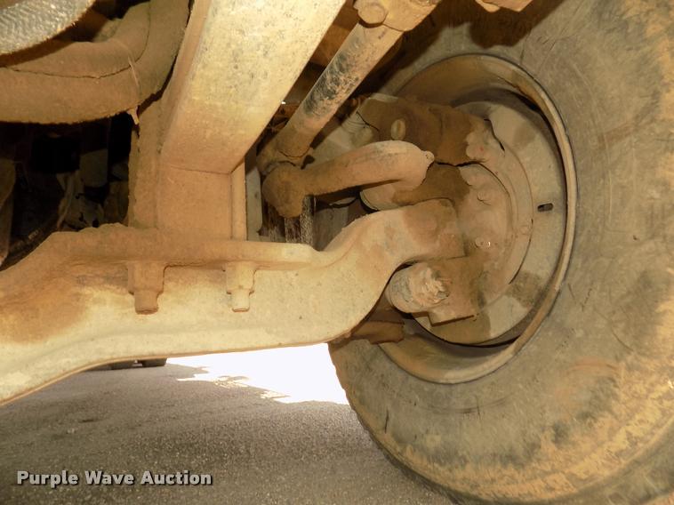 image for item DA3053 1991 Mack RD690S dump truck