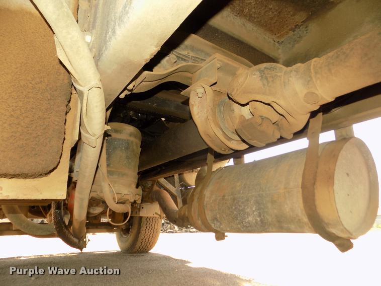 image for item DA3053 1991 Mack RD690S dump truck