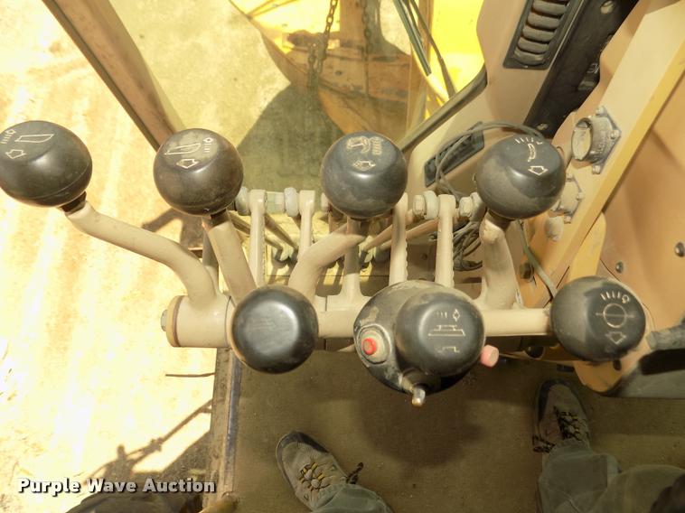 image for item DA3055 1997 Caterpillar 140H motor grader