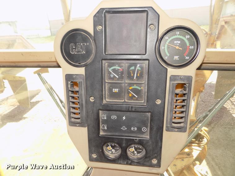 image for item DA3055 1997 Caterpillar 140H motor grader