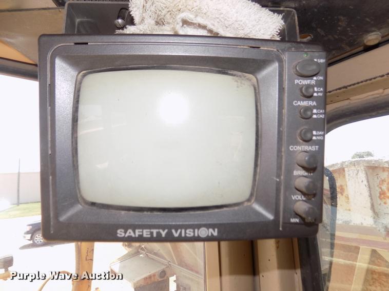 image for item DA3055 1997 Caterpillar 140H motor grader