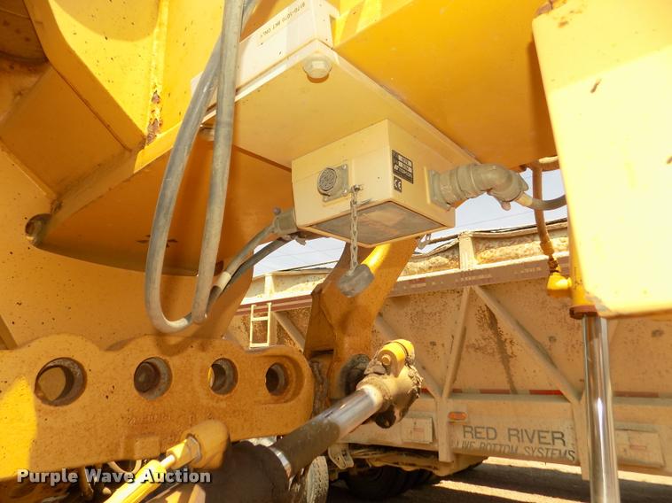 image for item DA3055 1997 Caterpillar 140H motor grader