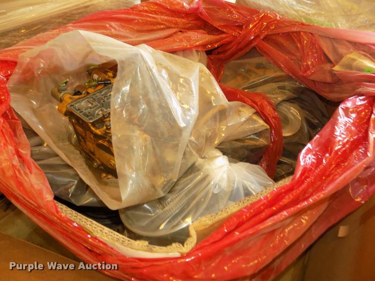 image for item DA3055 1997 Caterpillar 140H motor grader