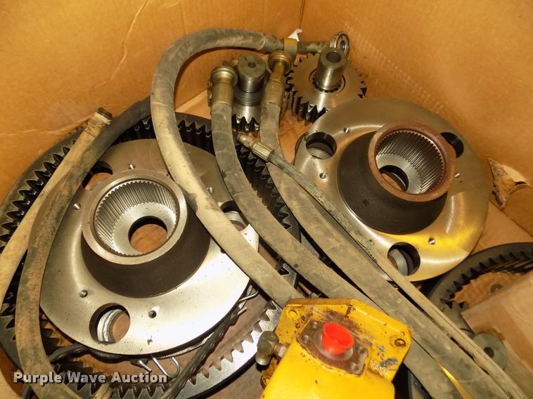 image for item DA3055 1997 Caterpillar 140H motor grader