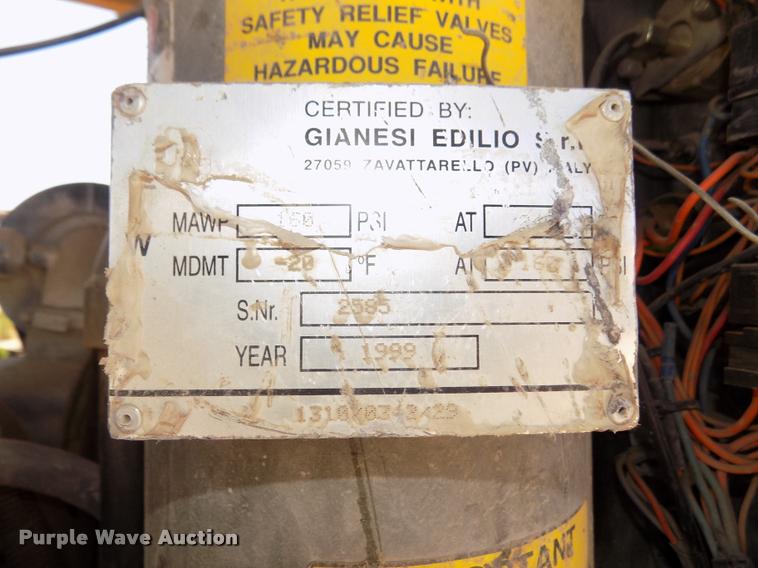 image for item DA3056 1999 Atlas Copco XAS96 air compressor