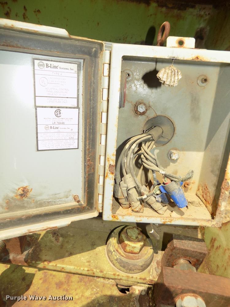 image for item DA3057 Railcar vibrator and hoist