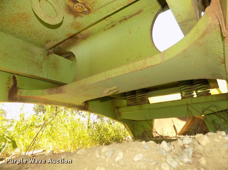 image for item DA3057 Railcar vibrator and hoist