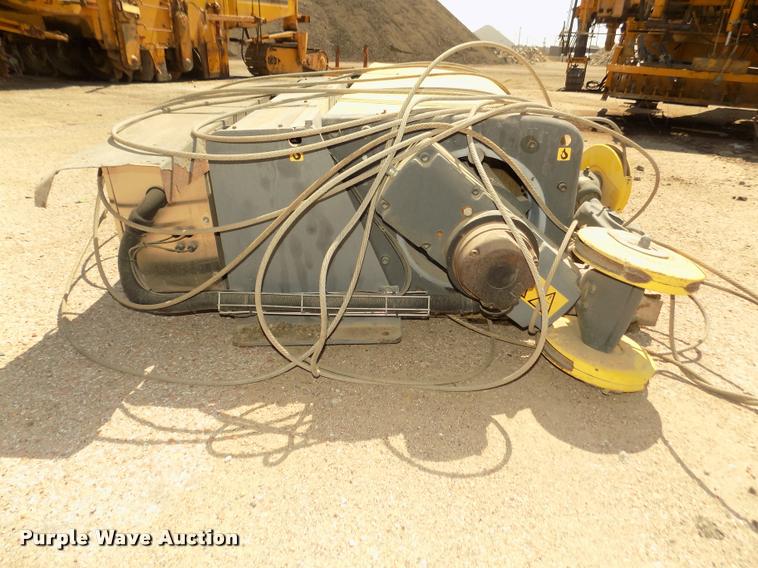 image for item DA3057 Railcar vibrator and hoist