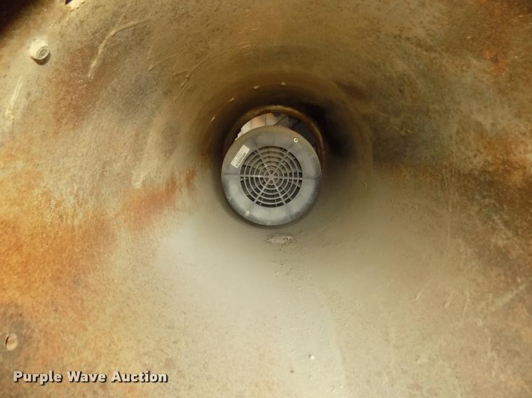 image for item DA3057 Railcar vibrator and hoist