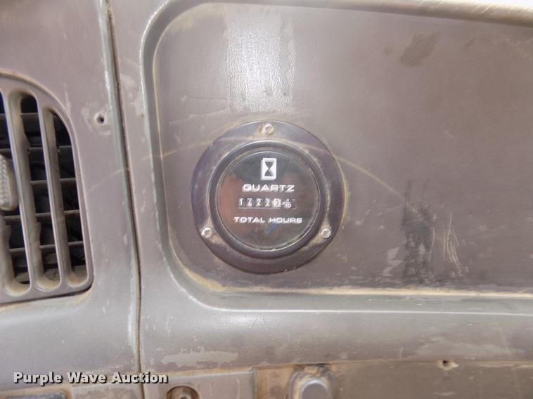 image for item DA3069 2001 Sterling M8500 Acerterra dump truck