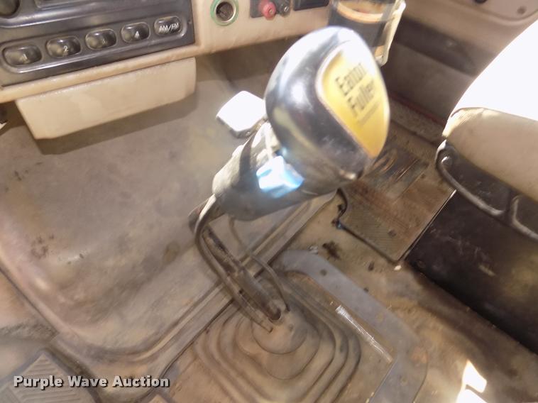 image for item DA3069 2001 Sterling M8500 Acerterra dump truck