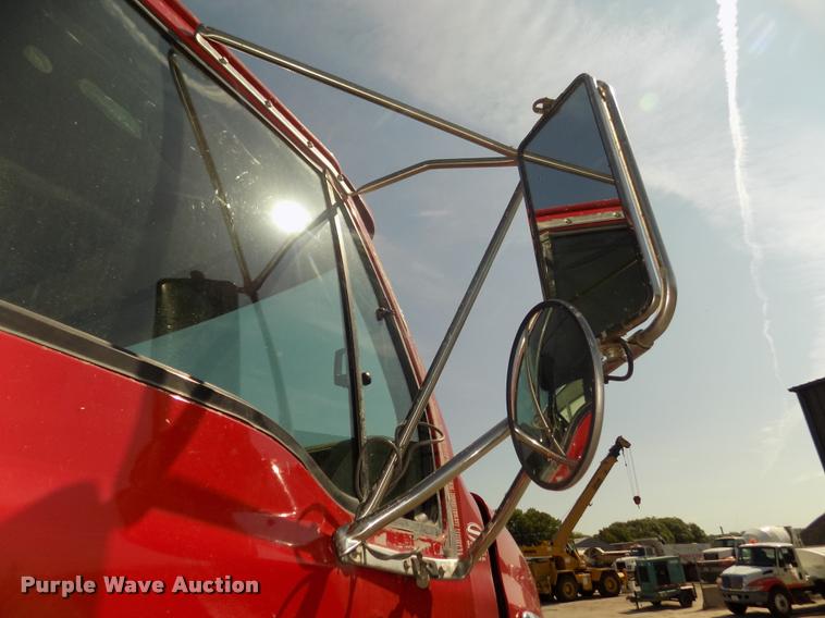 image for item DA3069 2001 Sterling M8500 Acerterra dump truck