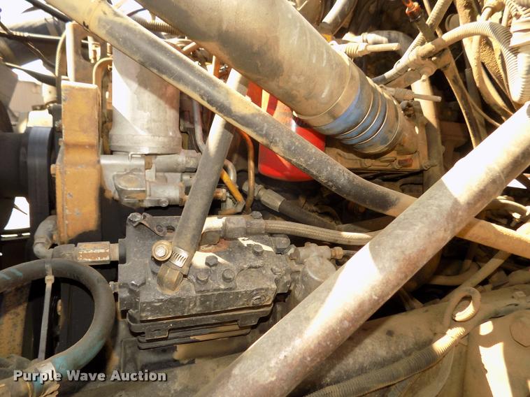 image for item DA3069 2001 Sterling M8500 Acerterra dump truck