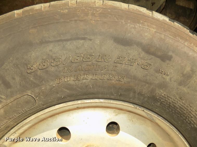 image for item DA3069 2001 Sterling M8500 Acerterra dump truck