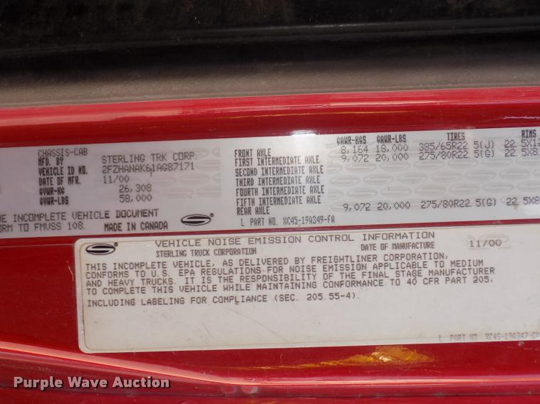 image for item DA3069 2001 Sterling M8500 Acerterra dump truck