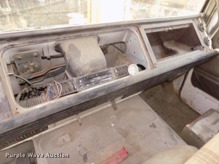 image for item DA3070 1989 Mack MS200P box truck