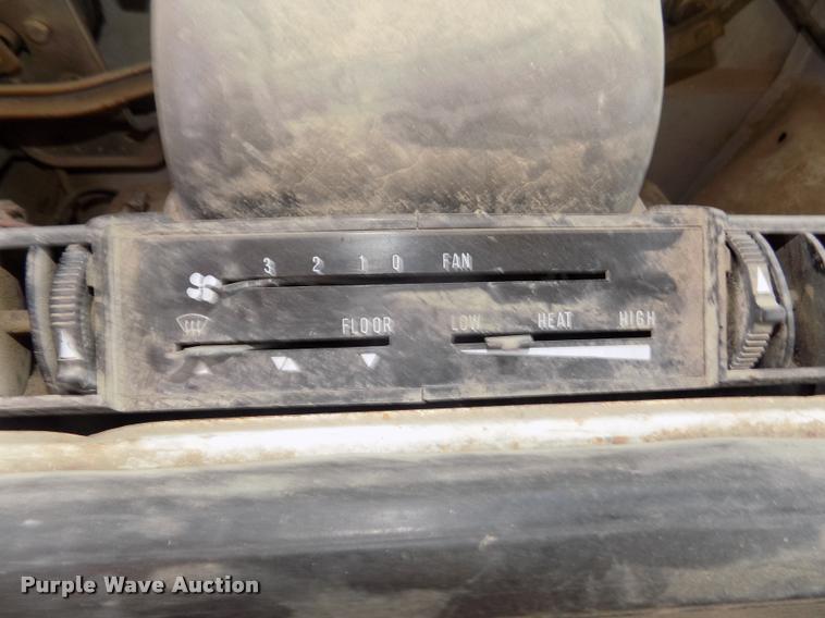 image for item DA3070 1989 Mack MS200P box truck