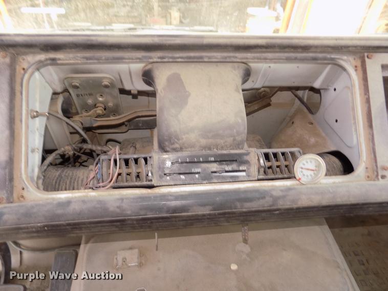 image for item DA3070 1989 Mack MS200P box truck