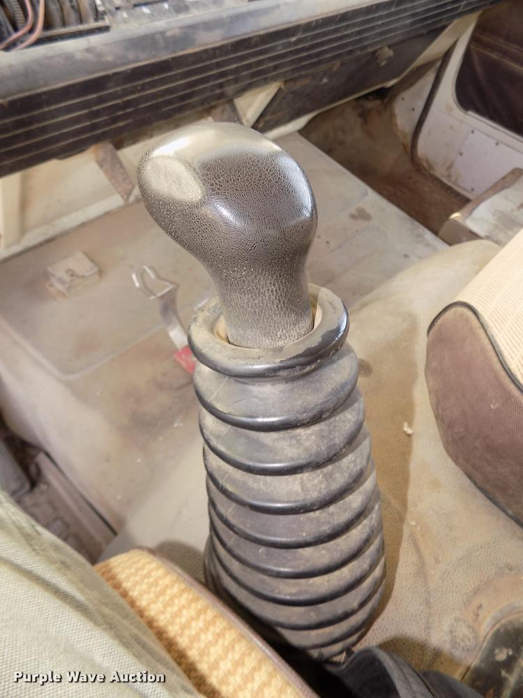 image for item DA3070 1989 Mack MS200P box truck