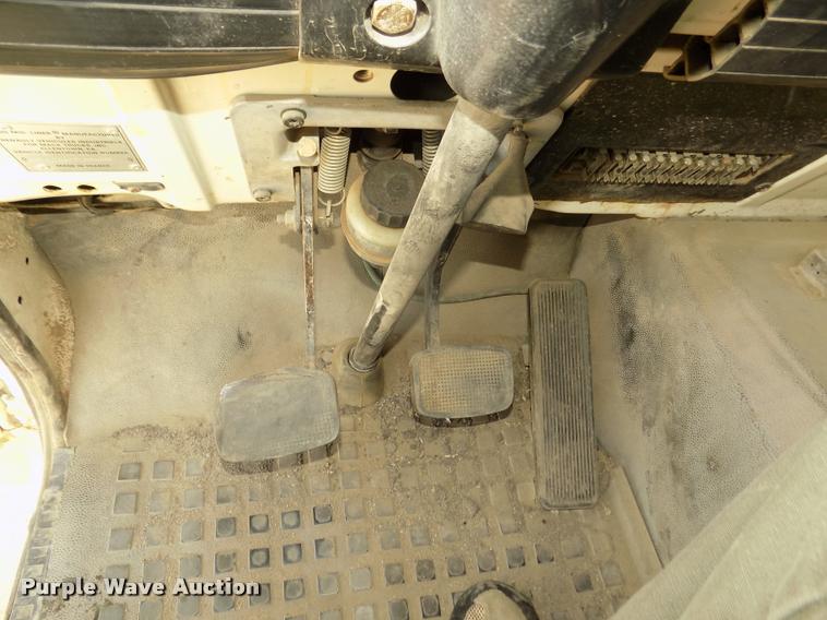 image for item DA3070 1989 Mack MS200P box truck