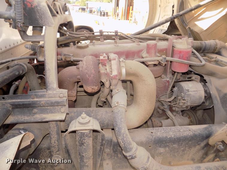 image for item DA3070 1989 Mack MS200P box truck