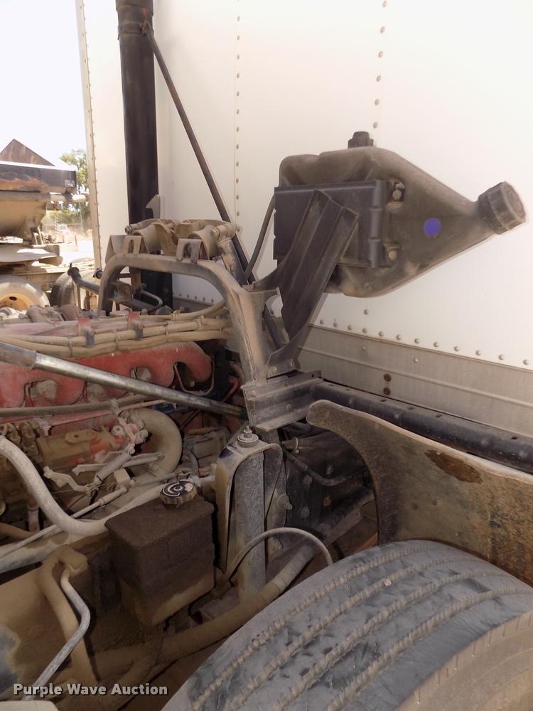 image for item DA3070 1989 Mack MS200P box truck