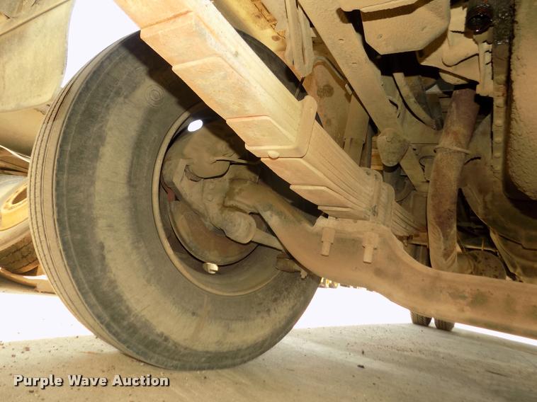 image for item DA3070 1989 Mack MS200P box truck