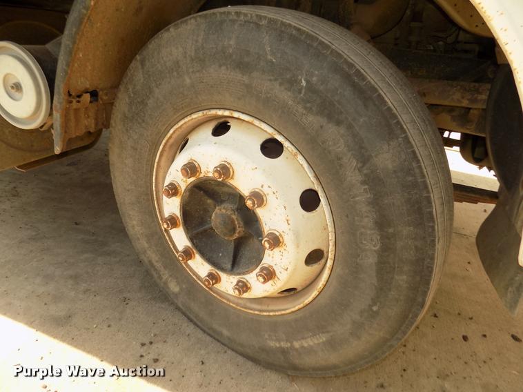 image for item DA3070 1989 Mack MS200P box truck