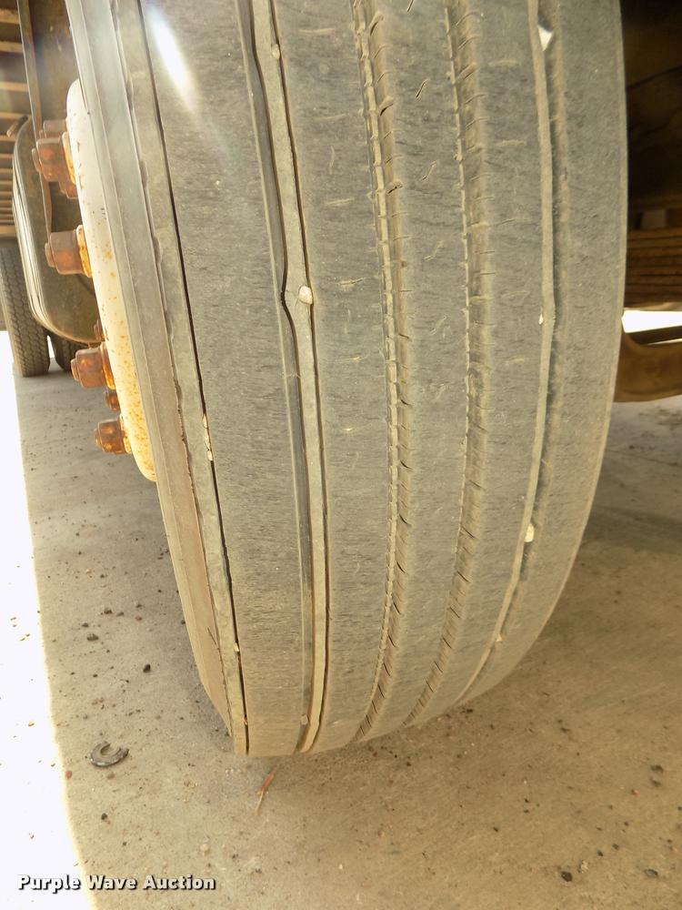 image for item DA3070 1989 Mack MS200P box truck