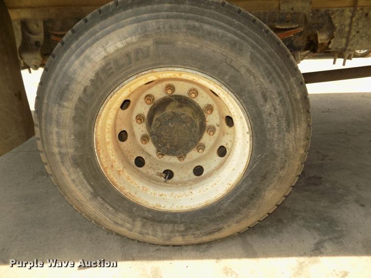 image for item DA3070 1989 Mack MS200P box truck