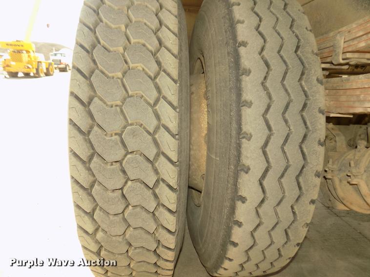 image for item DA3070 1989 Mack MS200P box truck