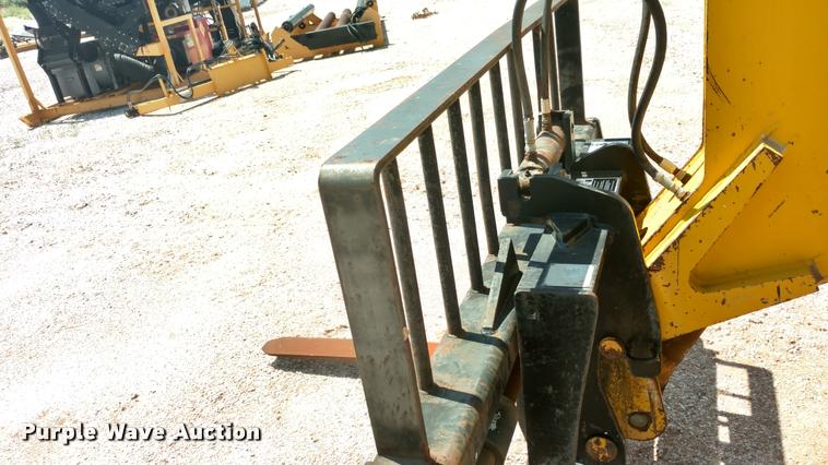 image for item DA5654 1995 JCB 506B Loadall telehandler