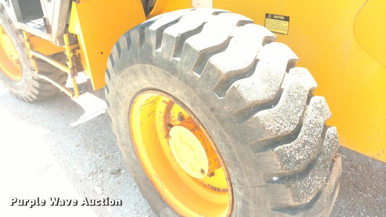 image for item DA5654 1995 JCB 506B Loadall telehandler