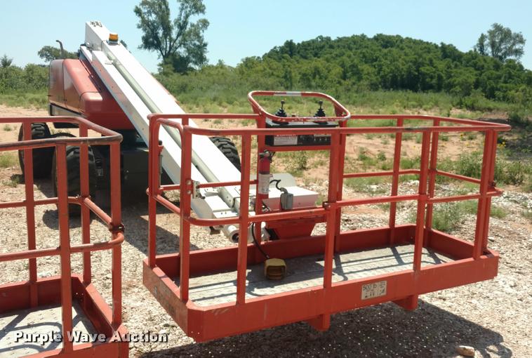 image for item DA5655 2014 Snorkel TB60 boom lift