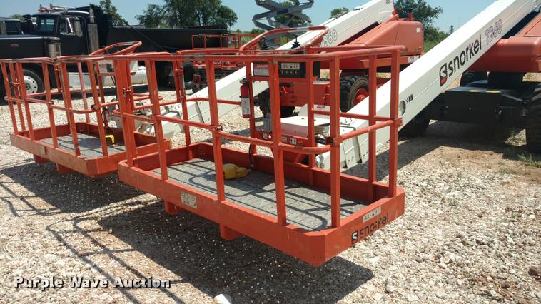 image for item DA5655 2014 Snorkel TB60 boom lift