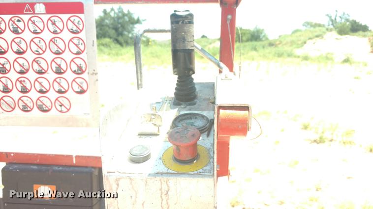 image for item DA5659 2013 Sky Jack SJIII 3219 scissor lift