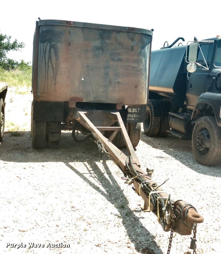image for item DA5662 1983 Hilbilt end dump trailer